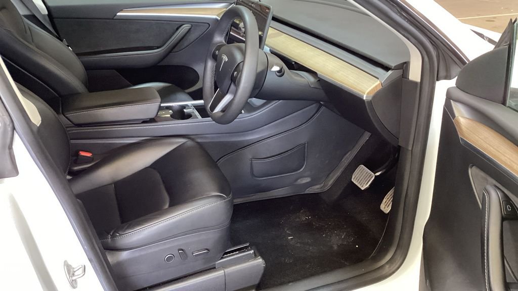 Used Tesla Model Y 2023 for sale - 78200994: Photo 2