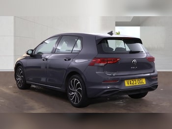 Used Volkswagen Golf 2023 for sale - 78875092: Photo