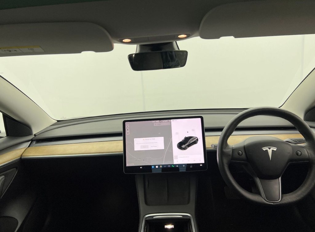 Used Tesla Model 3 2021 for sale - 76973030: Photo 2