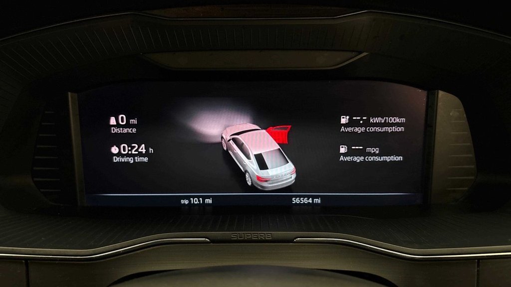 Used Skoda Superb 2021 for sale - 77356423: Photo 8