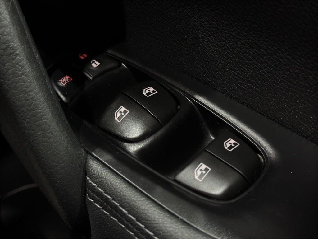 Used Nissan Qashqai 2019 for sale - 76740132: Photo 32