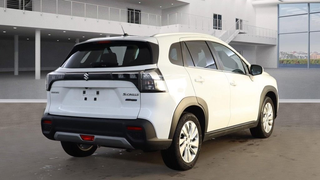 Used Suzuki SX4 S-Cross 2023 for sale - 77276600: Photo 2