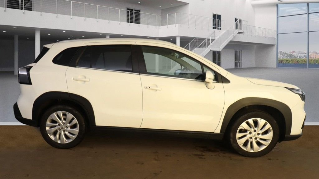 Used Suzuki SX4 S-Cross 2023 for sale - 77276600: Photo 3