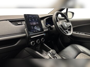 Used Renault Zoe 2020 for sale - 77621600: Photo