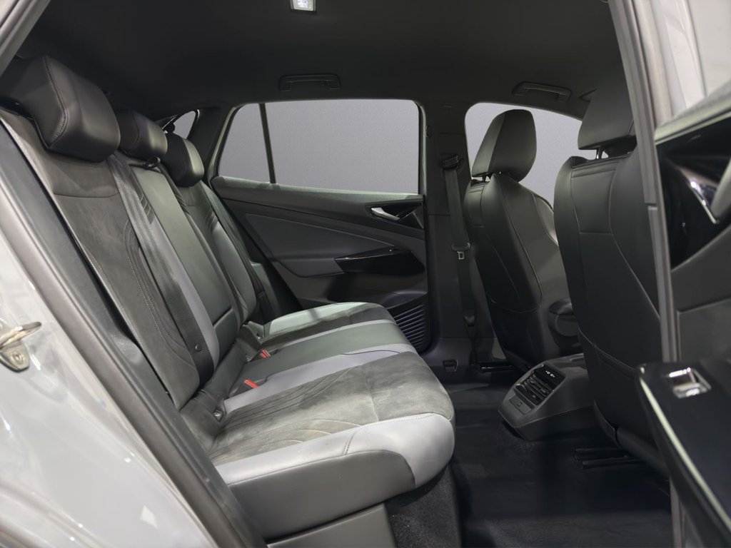 Used Volkswagen ID.4 2022 for sale - 78134144: Photo 16