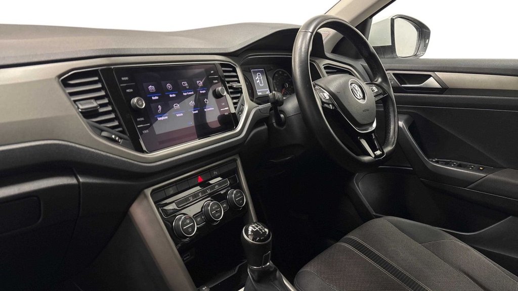 Used Volkswagen T-Roc 2020 for sale - 77693188: Photo 4