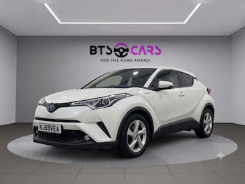 Used Toyota C-HR 2019 for sale - 79493736: Photo