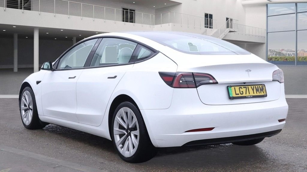 Used Tesla Model 3 2021 for sale - 76590764: Photo 5