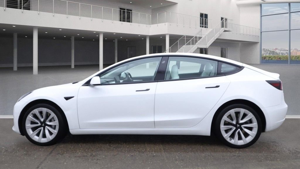 Used Tesla Model 3 2021 for sale - 76590764: Photo 8