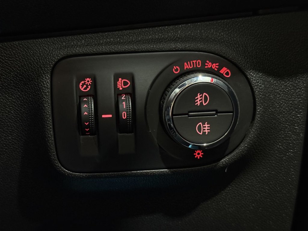 Used Vauxhall Corsa 2018 for sale - 76909838: Photo 28