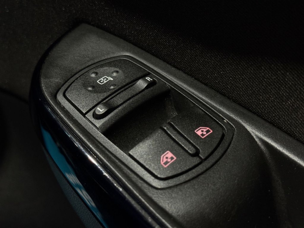 Used Vauxhall Corsa 2018 for sale - 76909838: Photo 29