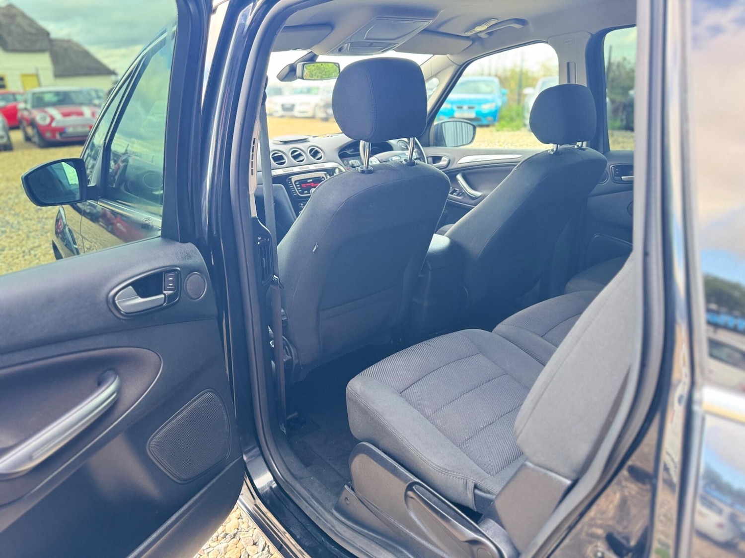 Used Ford S-Max 2012 for sale - 76607635: Photo 18