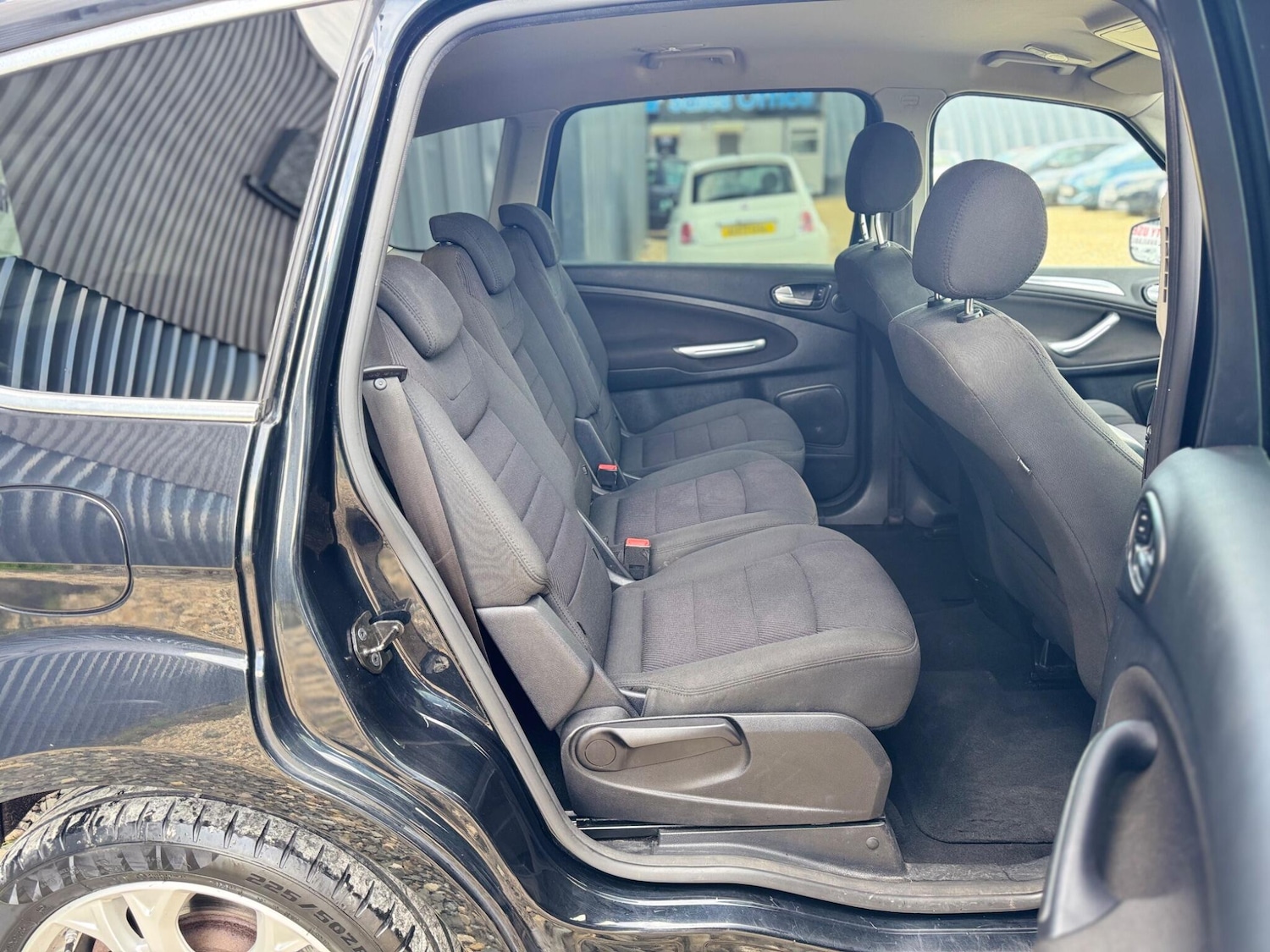 Used Ford S-Max 2012 for sale - 76607635: Photo 23