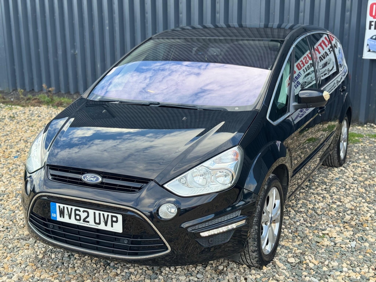 Used Ford S-Max 2012 for sale - 76607635: Photo 3