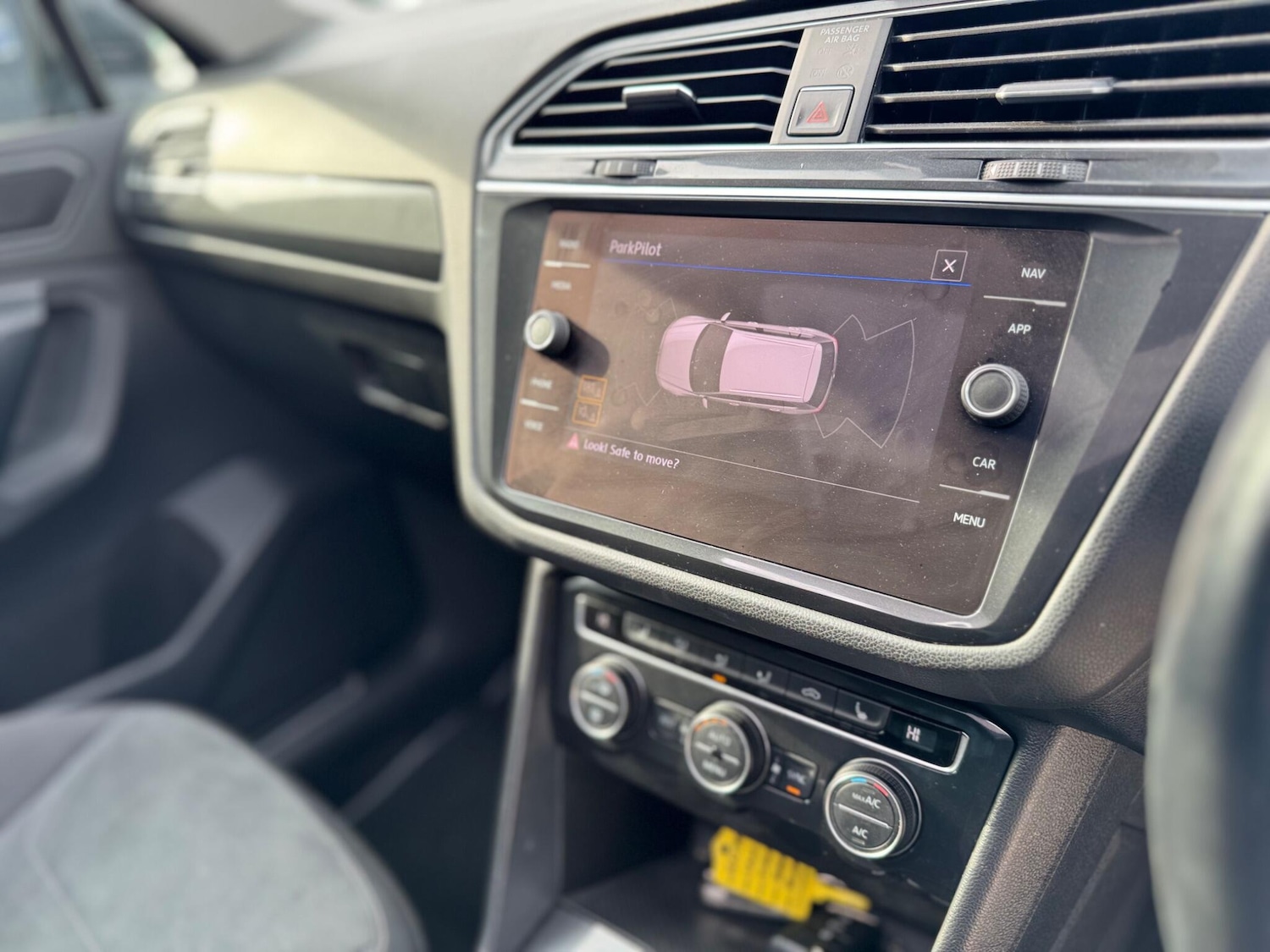 Used Volkswagen Tiguan 2017 for sale - 76608481: Photo 30