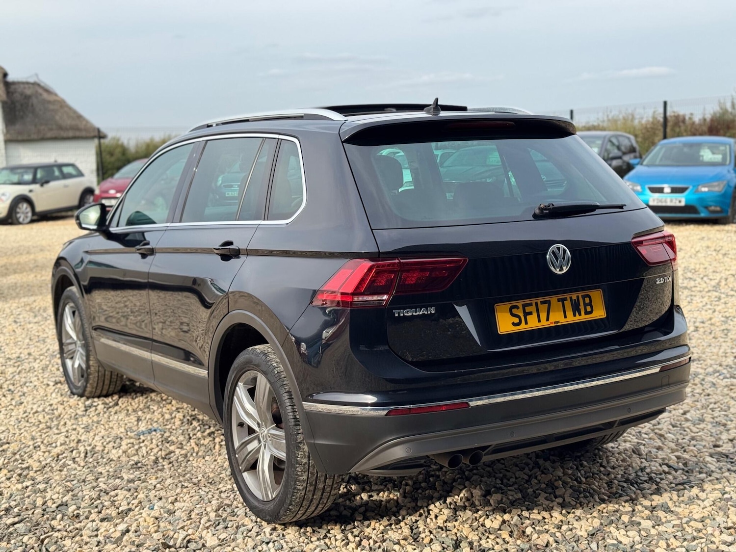 Used Volkswagen Tiguan 2017 for sale - 76608481: Photo 4