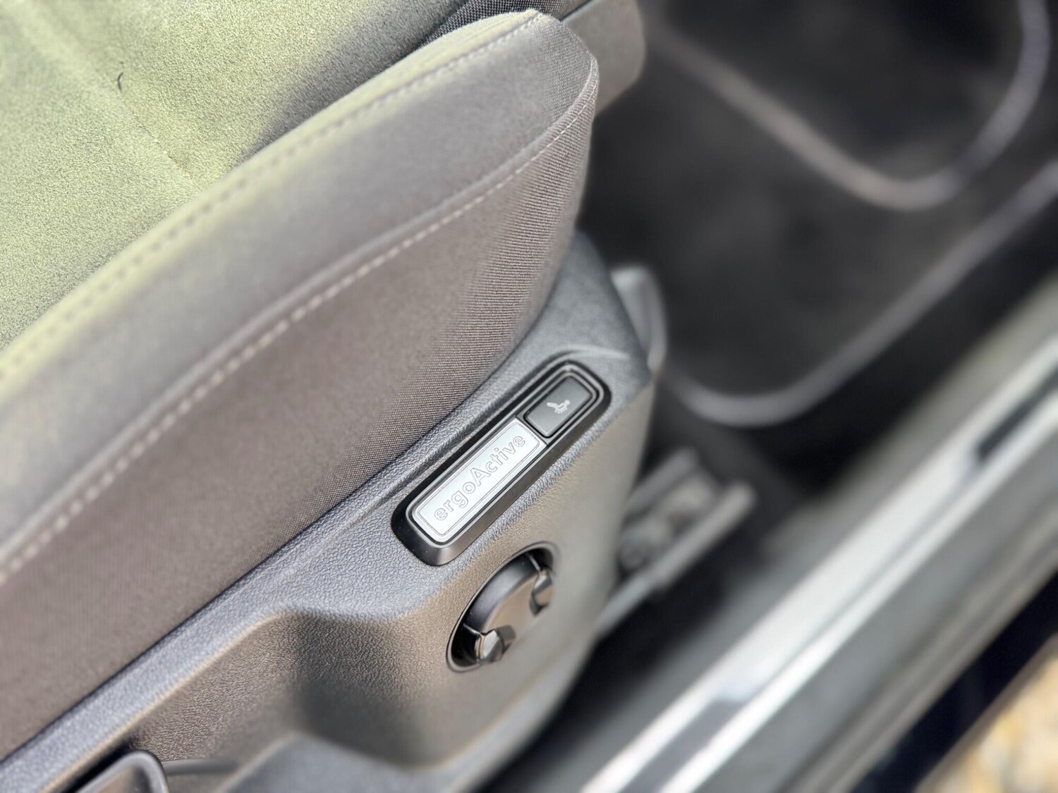 Used Volkswagen Tiguan 2017 for sale - 76608481: Photo 41