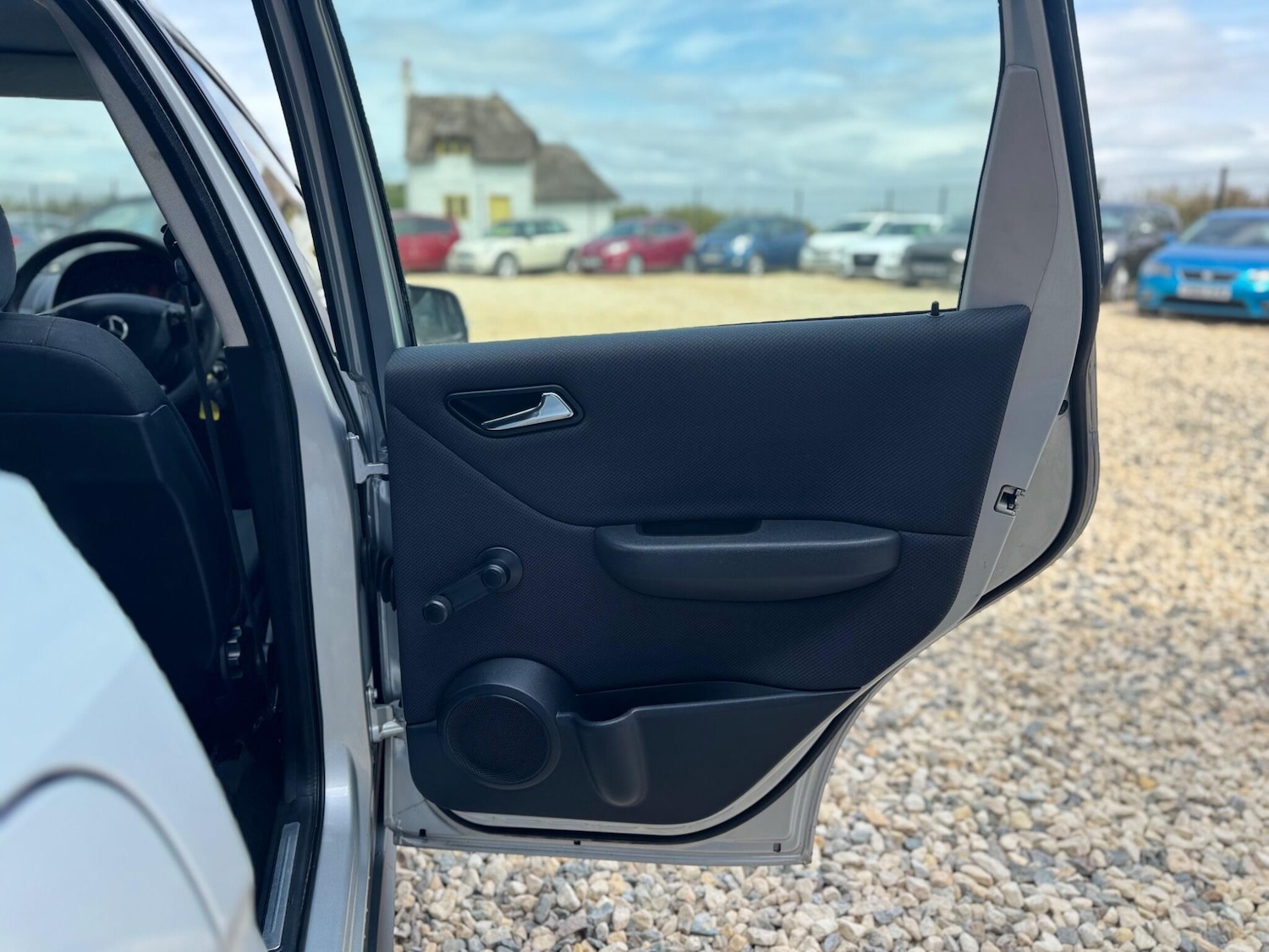 Used Mercedes-Benz A-Class 2009 for sale - 76867009: Photo 21