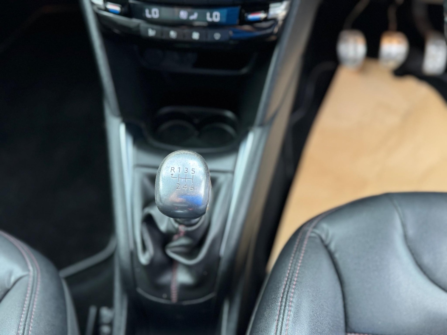 Used Peugeot 208 2014 for sale - 76867029: Photo 20