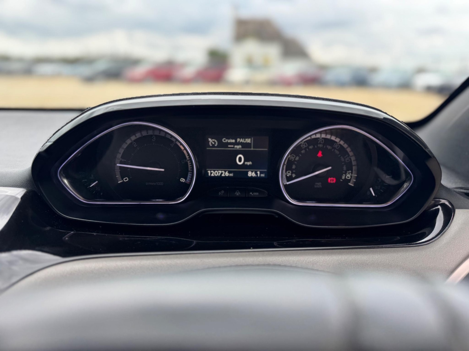 Used Peugeot 208 2014 for sale - 76867029: Photo 24