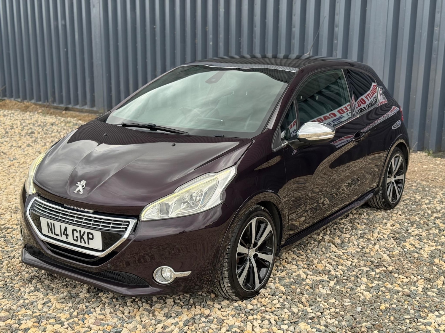 Used Peugeot 208 2014 for sale - 76867029: Photo 3