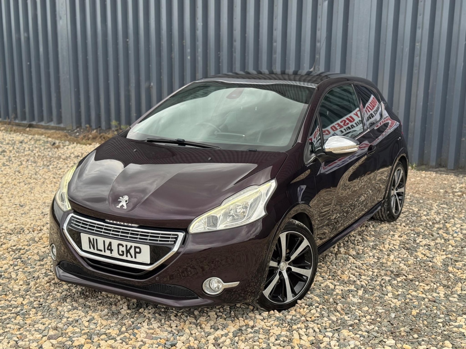 Used Peugeot 208 2014 for sale - 76867029: Photo 4