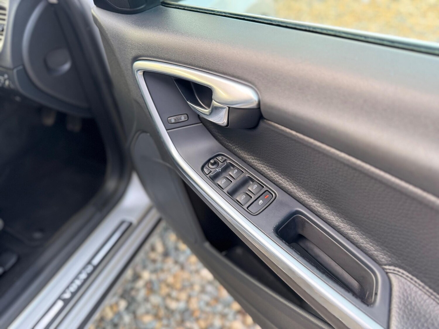 Used Volvo S60 for sale - 77671759: Photo 24