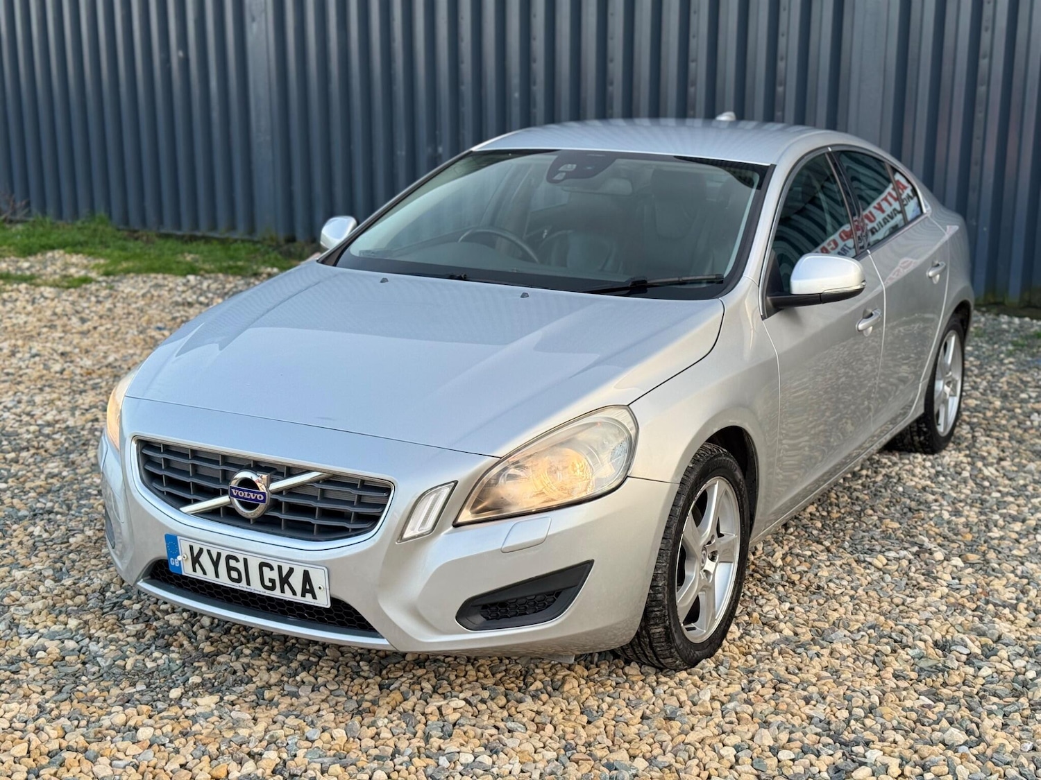 Used Volvo S60 for sale - 77671759: Photo 6