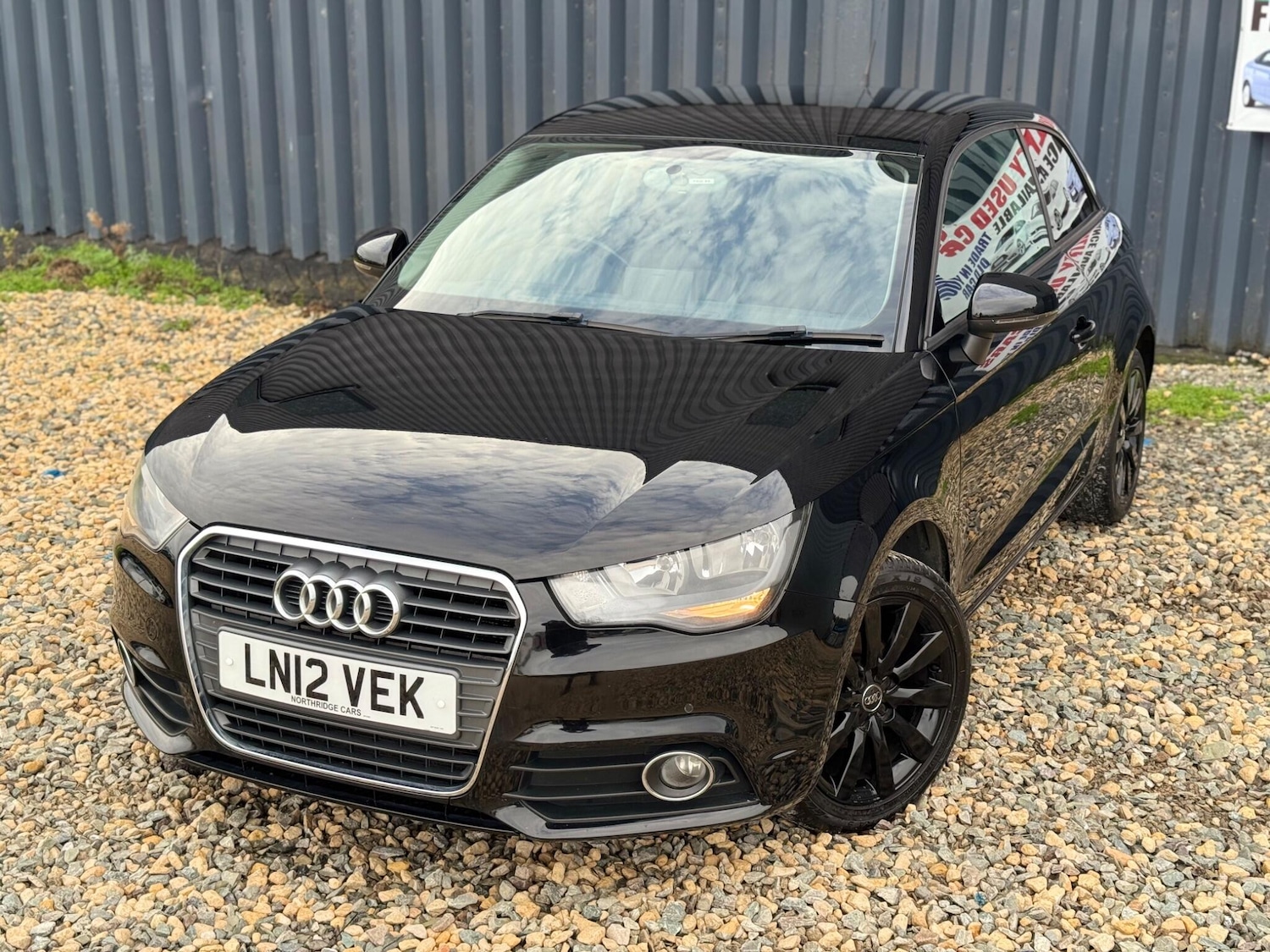 Used Audi A1 2012 for sale - 76608577: Photo 2