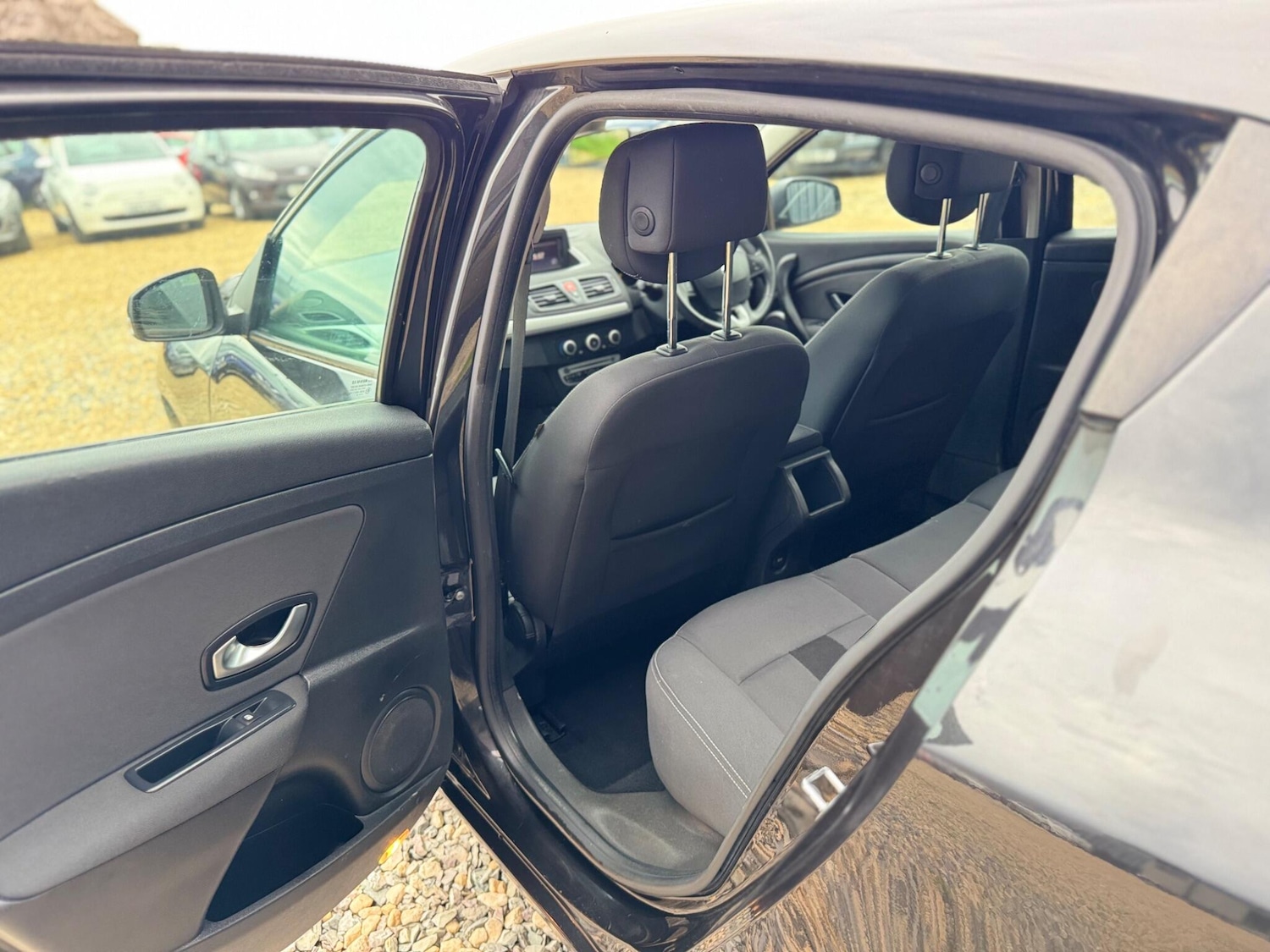 Used Renault Megane 2010 for sale - 76607428: Photo 19