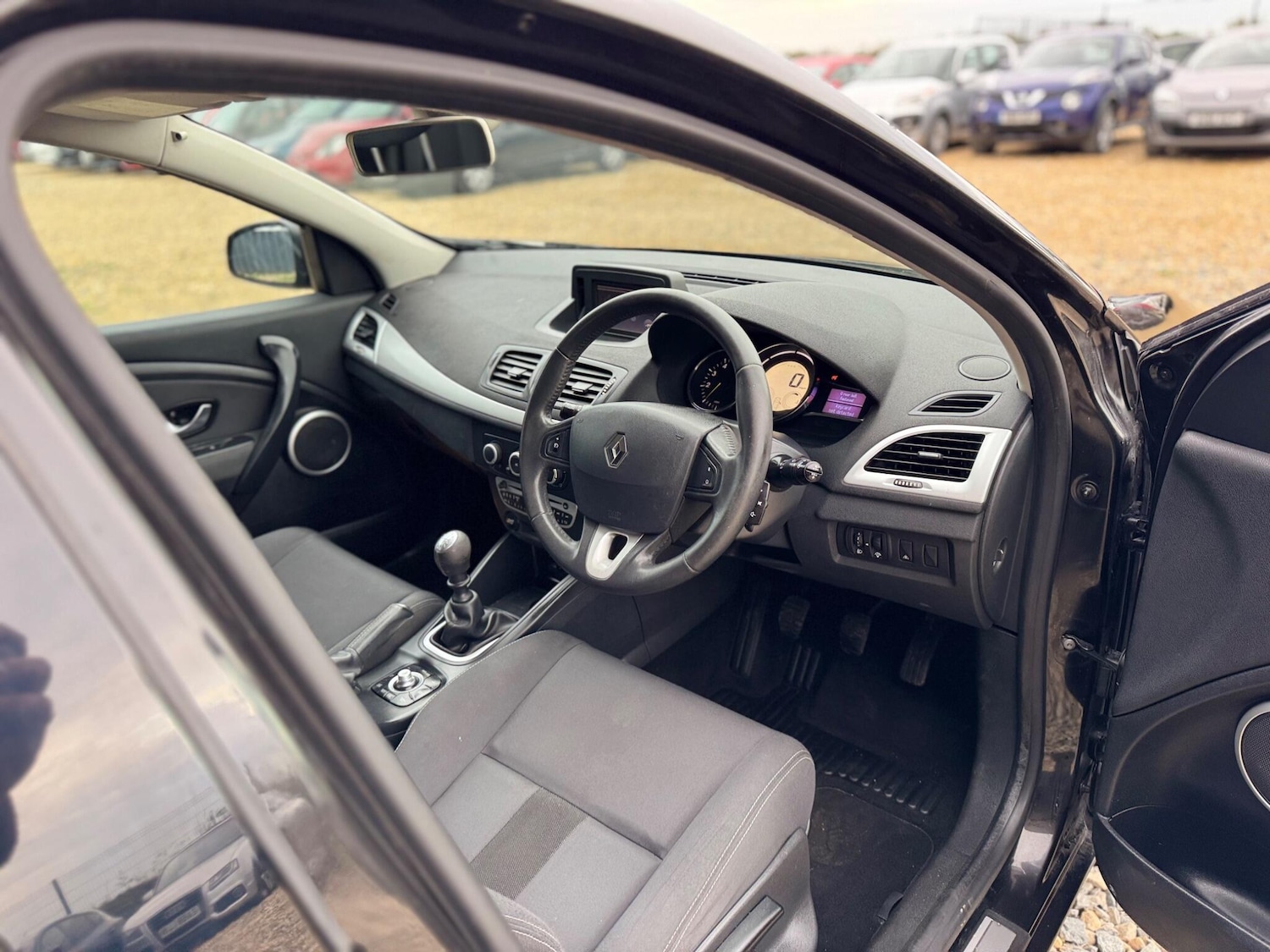 Used Renault Megane 2010 for sale - 76607428: Photo 27