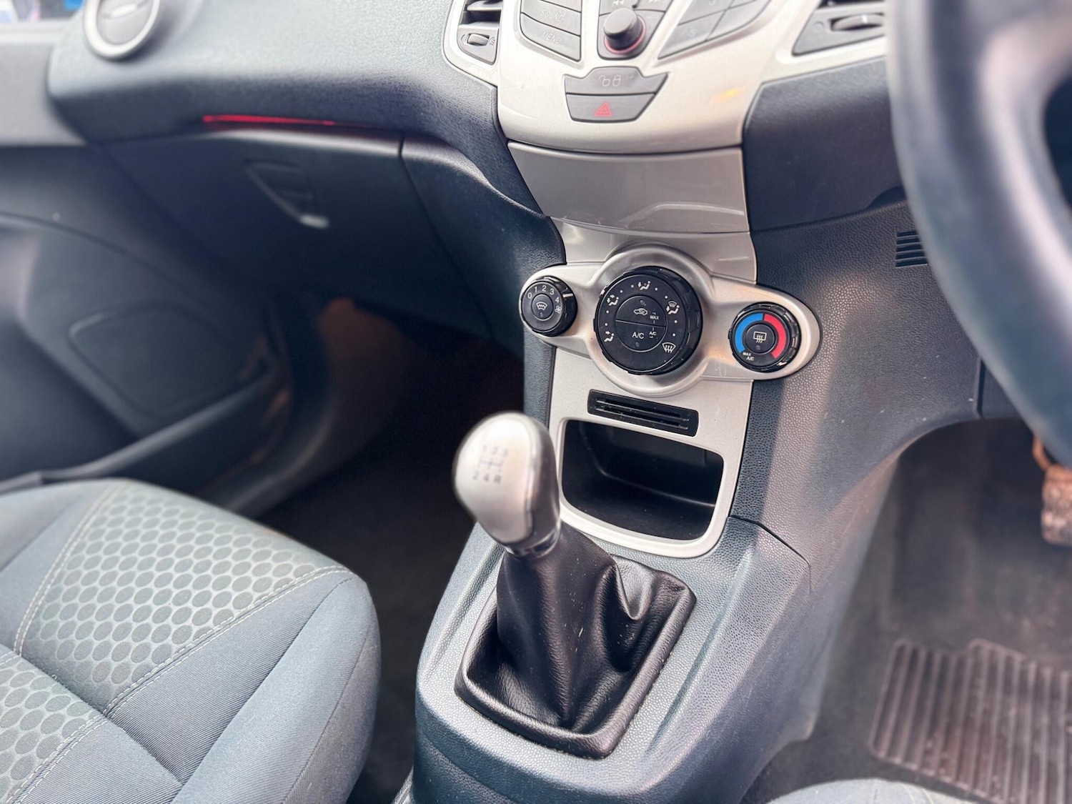 Used Ford Fiesta 2012 for sale - 77537603: Photo 14