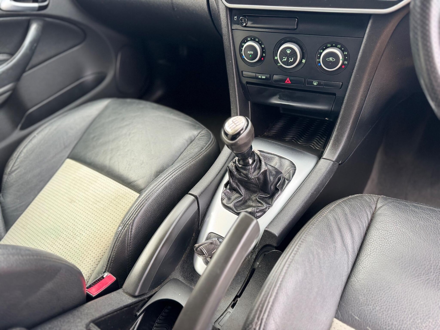 Used Saab 9-3 2007 for sale - 76608406: Photo 28