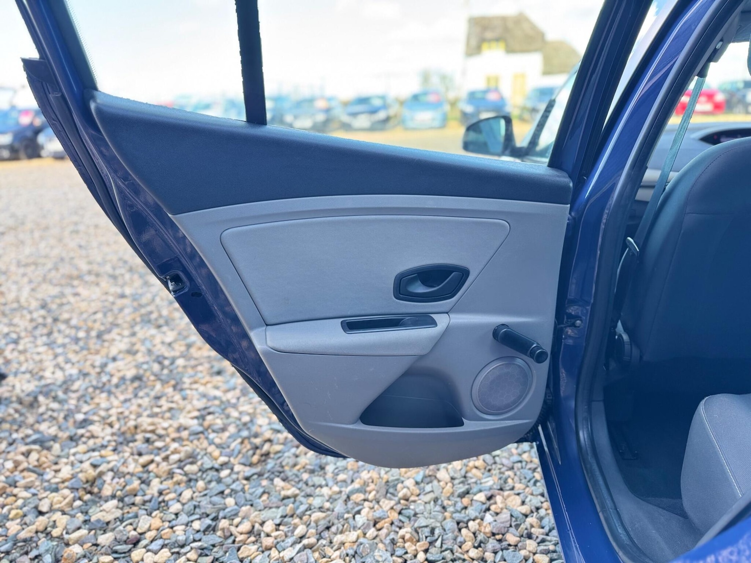 Used Renault Megane 2010 for sale - 77559843: Photo 19