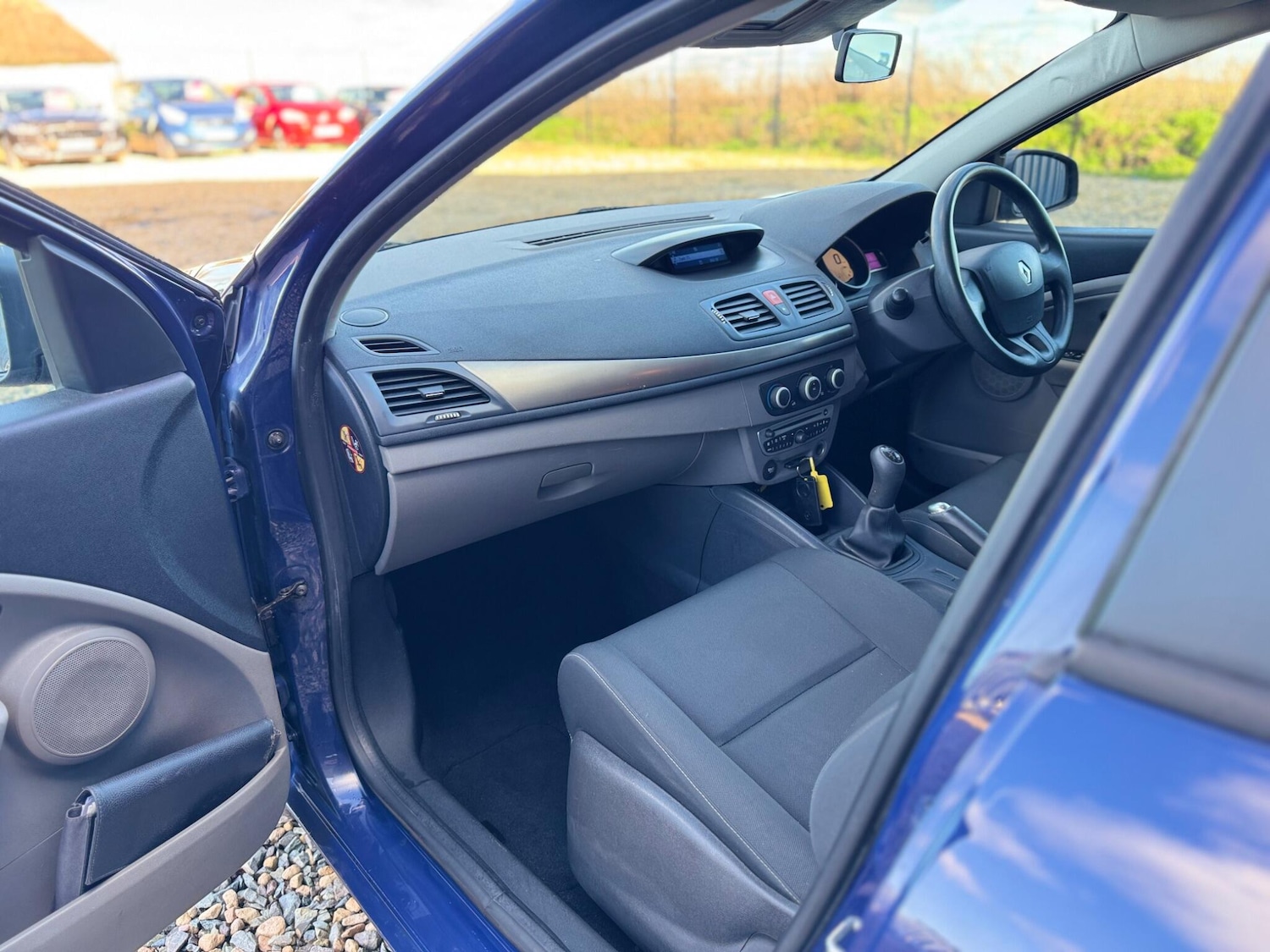 Used Renault Megane 2010 for sale - 77559843: Photo 29