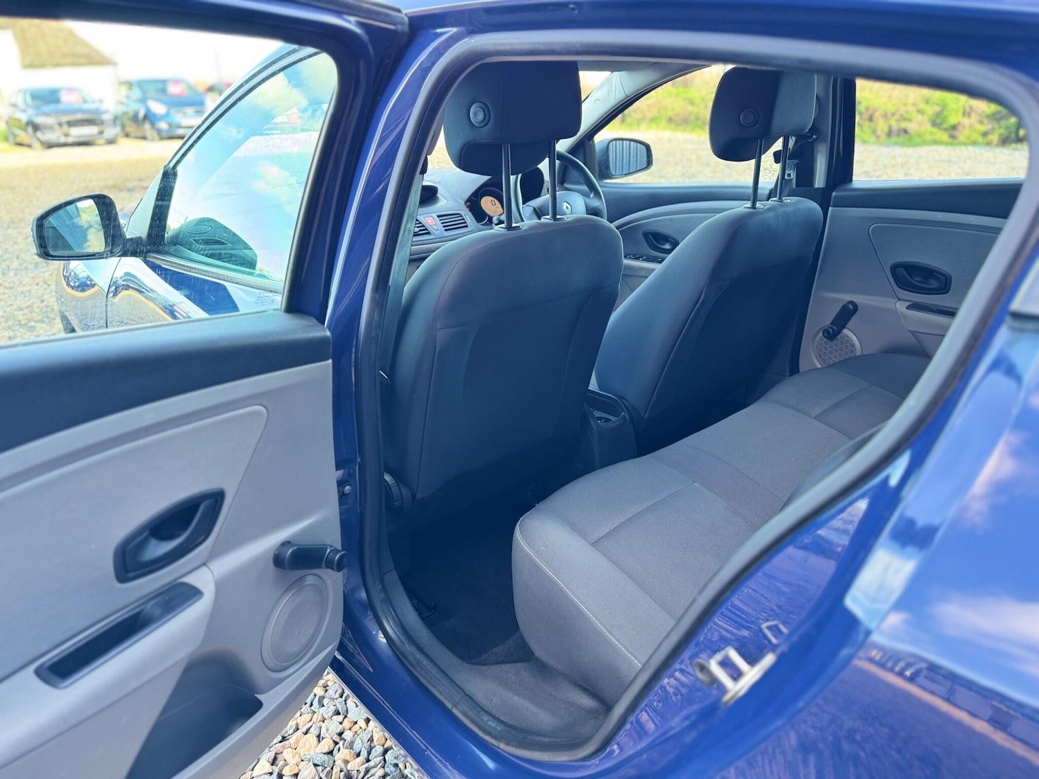 Used Renault Megane 2010 for sale - 77559843: Photo 32