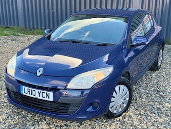 Used Renault Megane 2010 for sale - 77559843: Photo