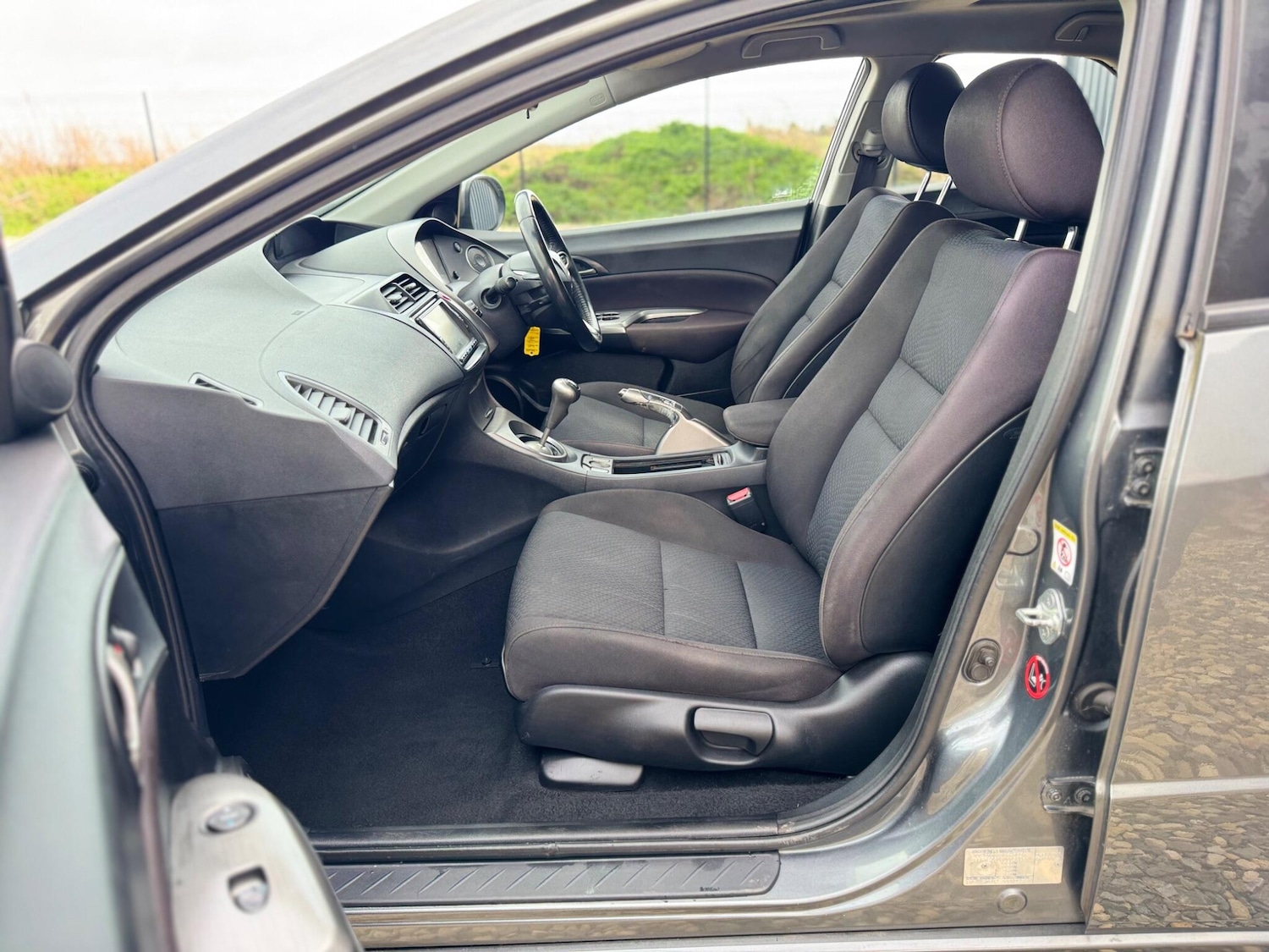 Used Honda Civic 2010 for sale - 77925249: Photo 28