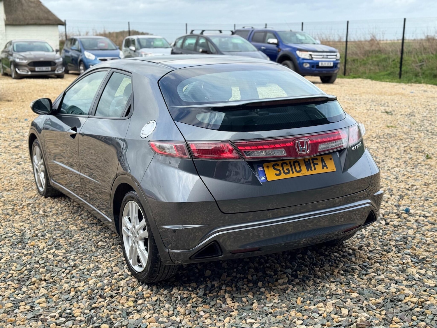 Used Honda Civic 2010 for sale - 77925249: Photo 4