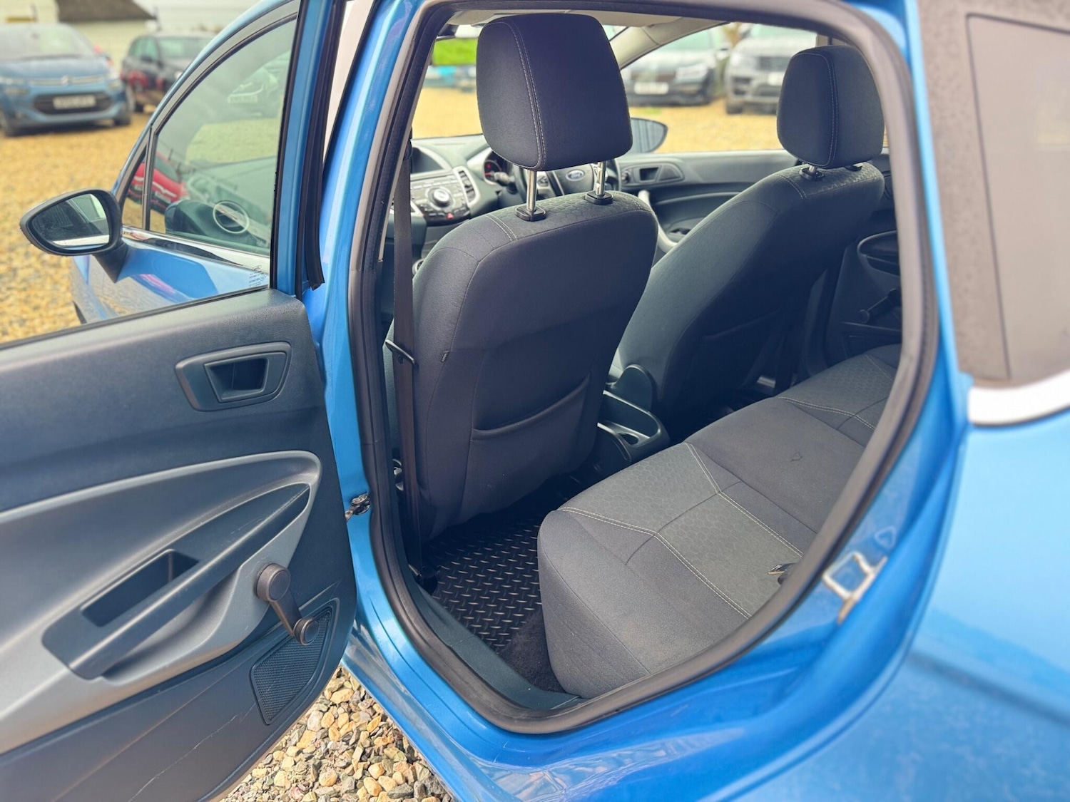 Used Ford Fiesta 2011 for sale - 76994796: Photo 16