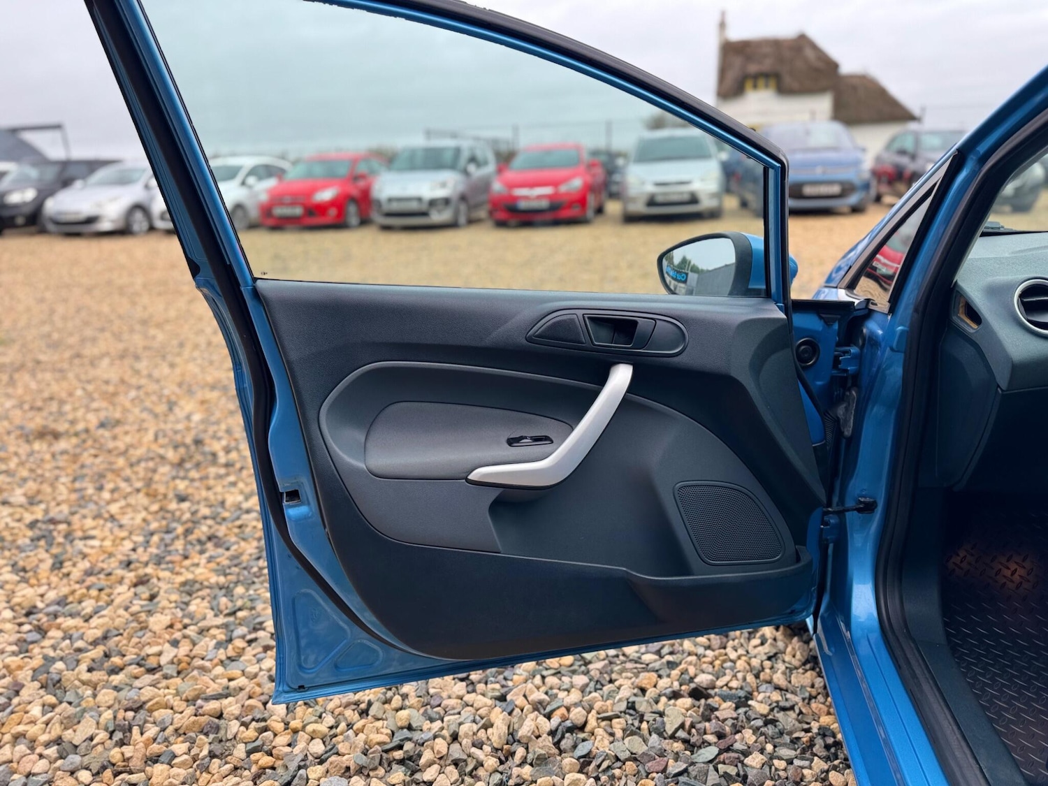 Used Ford Fiesta 2011 for sale - 76994796: Photo 20