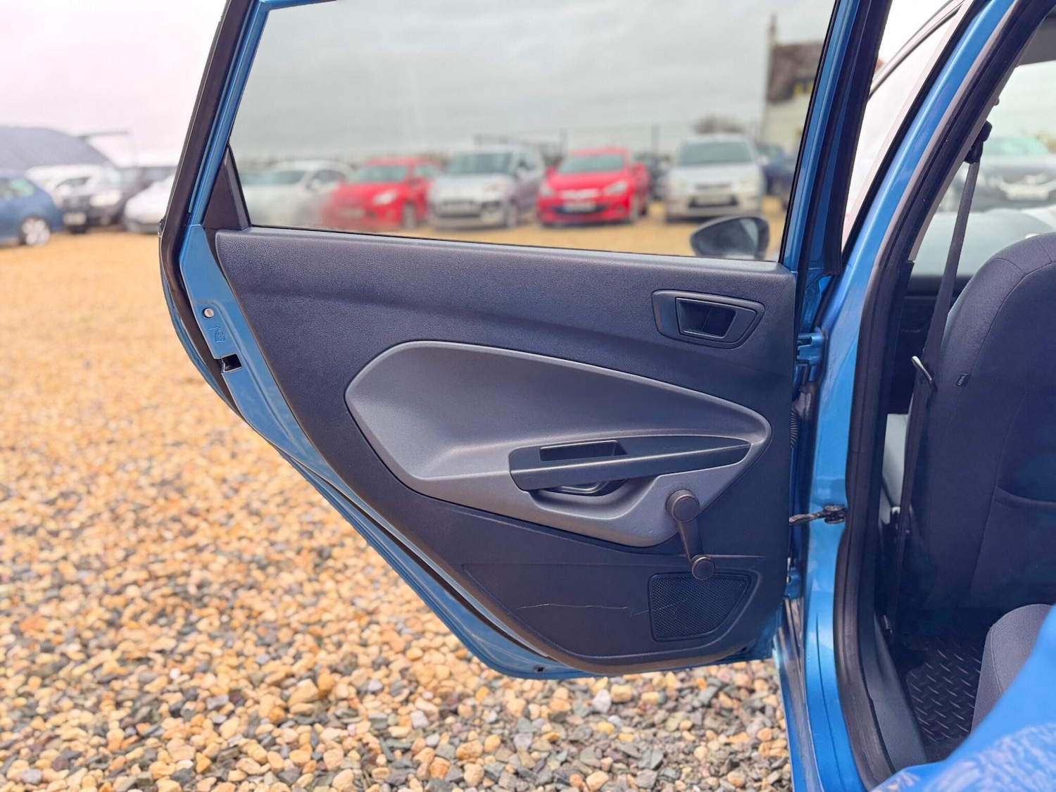 Used Ford Fiesta 2011 for sale - 76994796: Photo 21