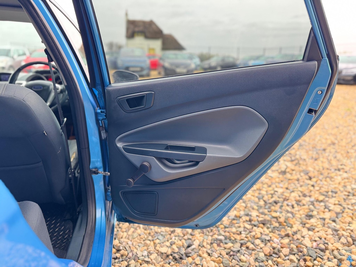 Used Ford Fiesta 2011 for sale - 76994796: Photo 22