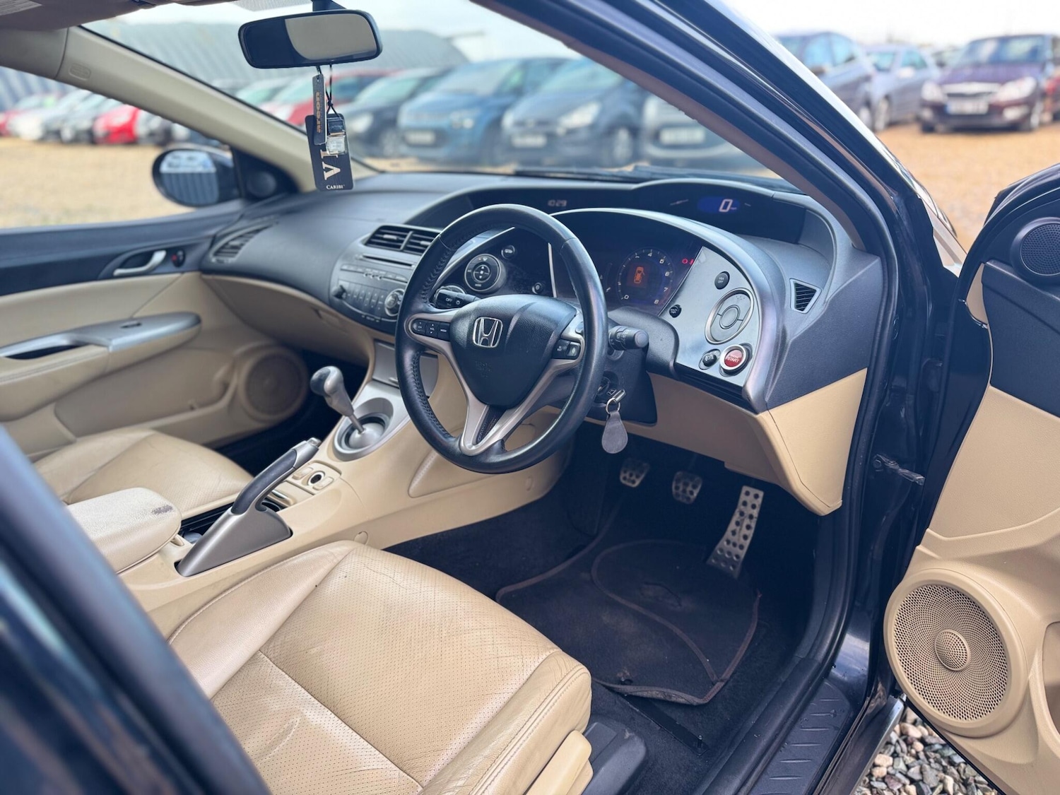 Used Honda Civic 2007 for sale - 76867025: Photo 12