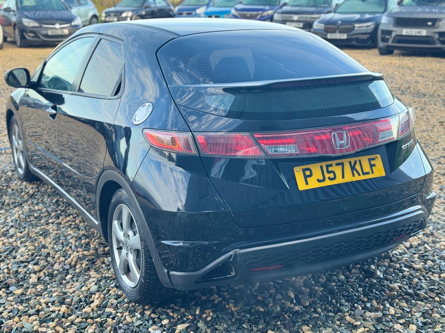 Used Honda Civic 2007 for sale - 76867025: Photo 4