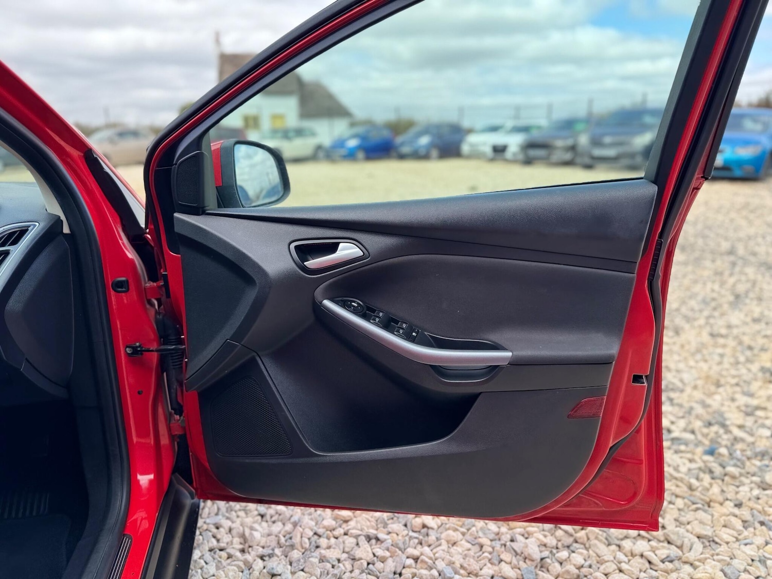 Used Ford Focus 2014 for sale - 76867001: Photo 24