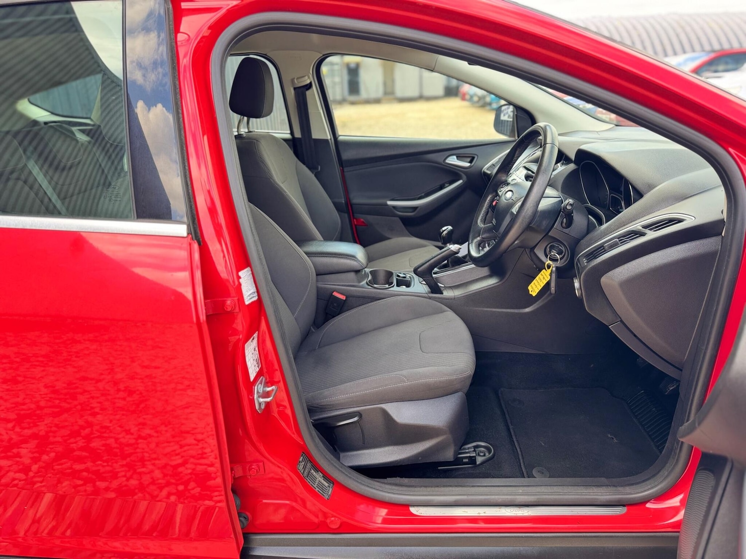 Used Ford Focus 2014 for sale - 76867001: Photo 28