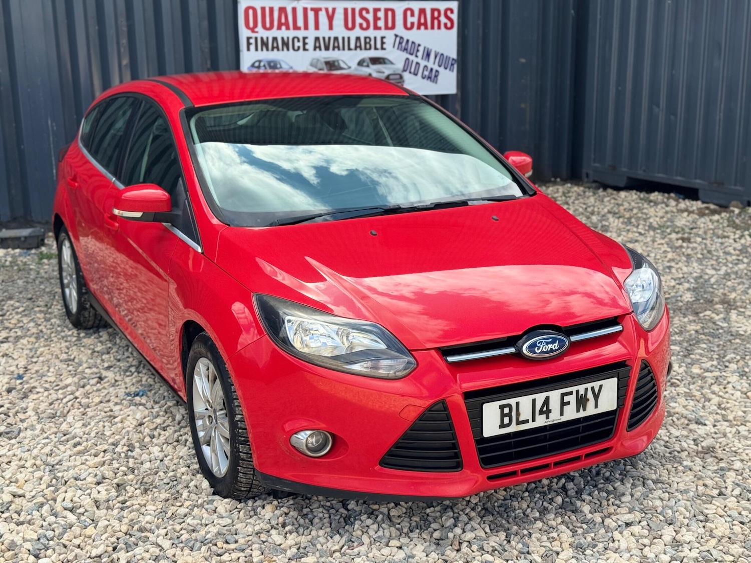 Used Ford Focus 2014 for sale - 76867001: Photo 3