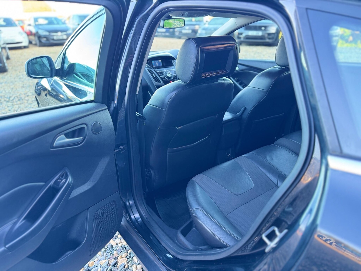 Used Ford Focus 2011 for sale - 76913254: Photo 16