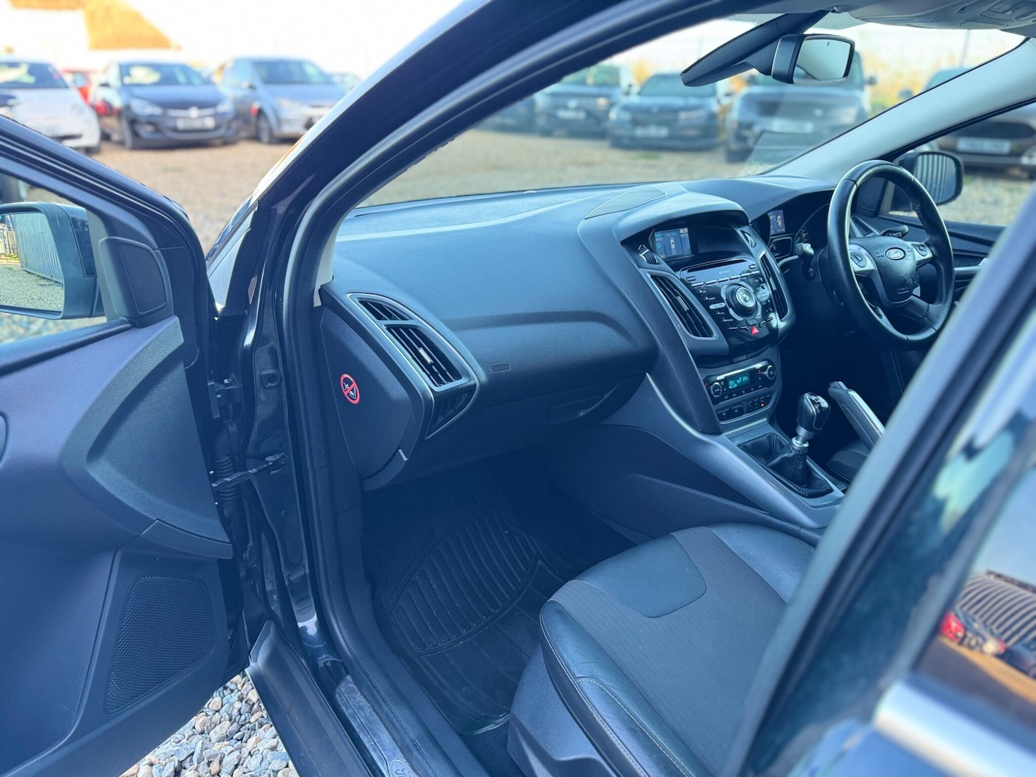 Used Ford Focus 2011 for sale - 76913254: Photo 33